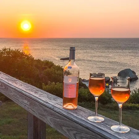North Fork Waterfront Gem Villa